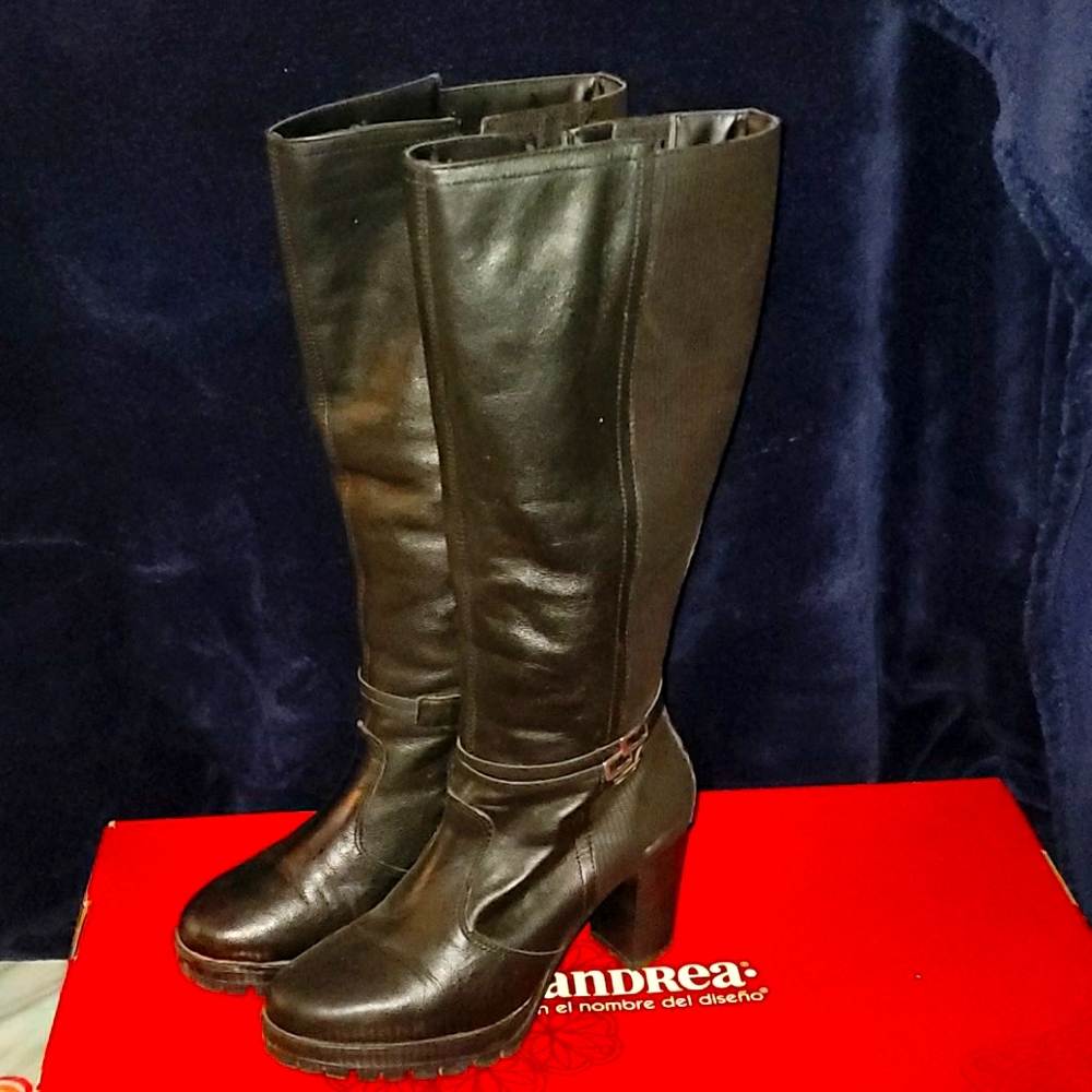 Andrea boots
